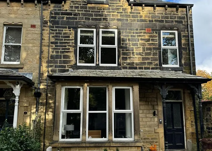 Apartment Stylish & Cosy 2-bed In Vibrant Oakwood! *